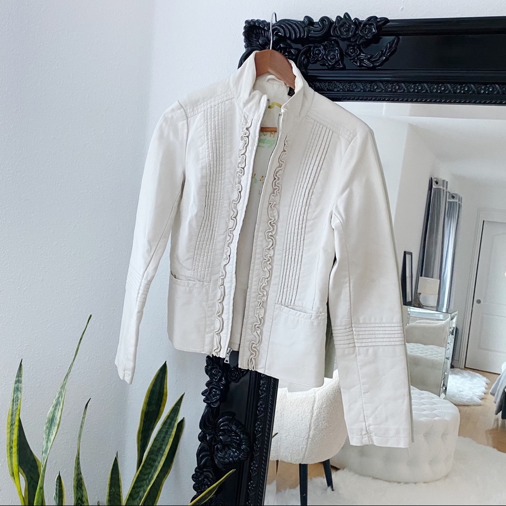 Vintage | Women’s White Faux Leather Jacket
